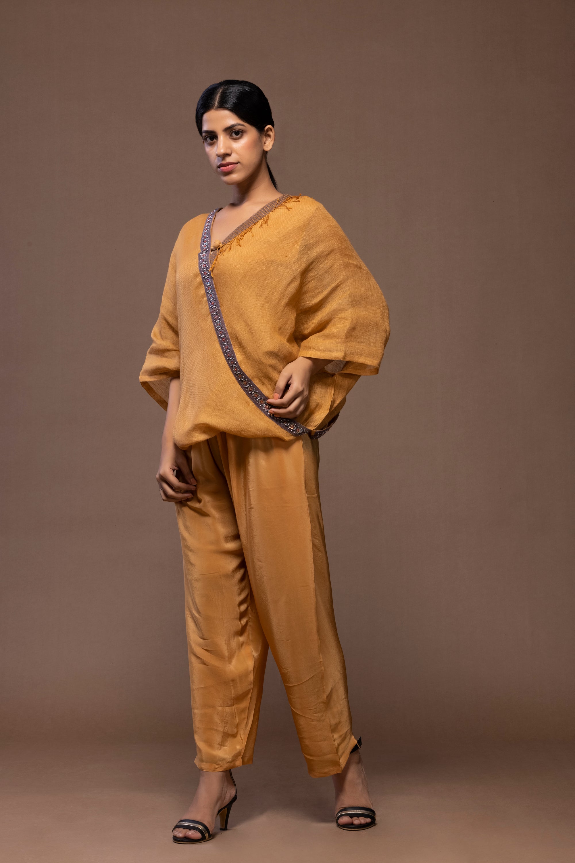 Crisscross Free Size Top / Co-ord Set – Stylish & Comfortable Linen Wear | VIVIR