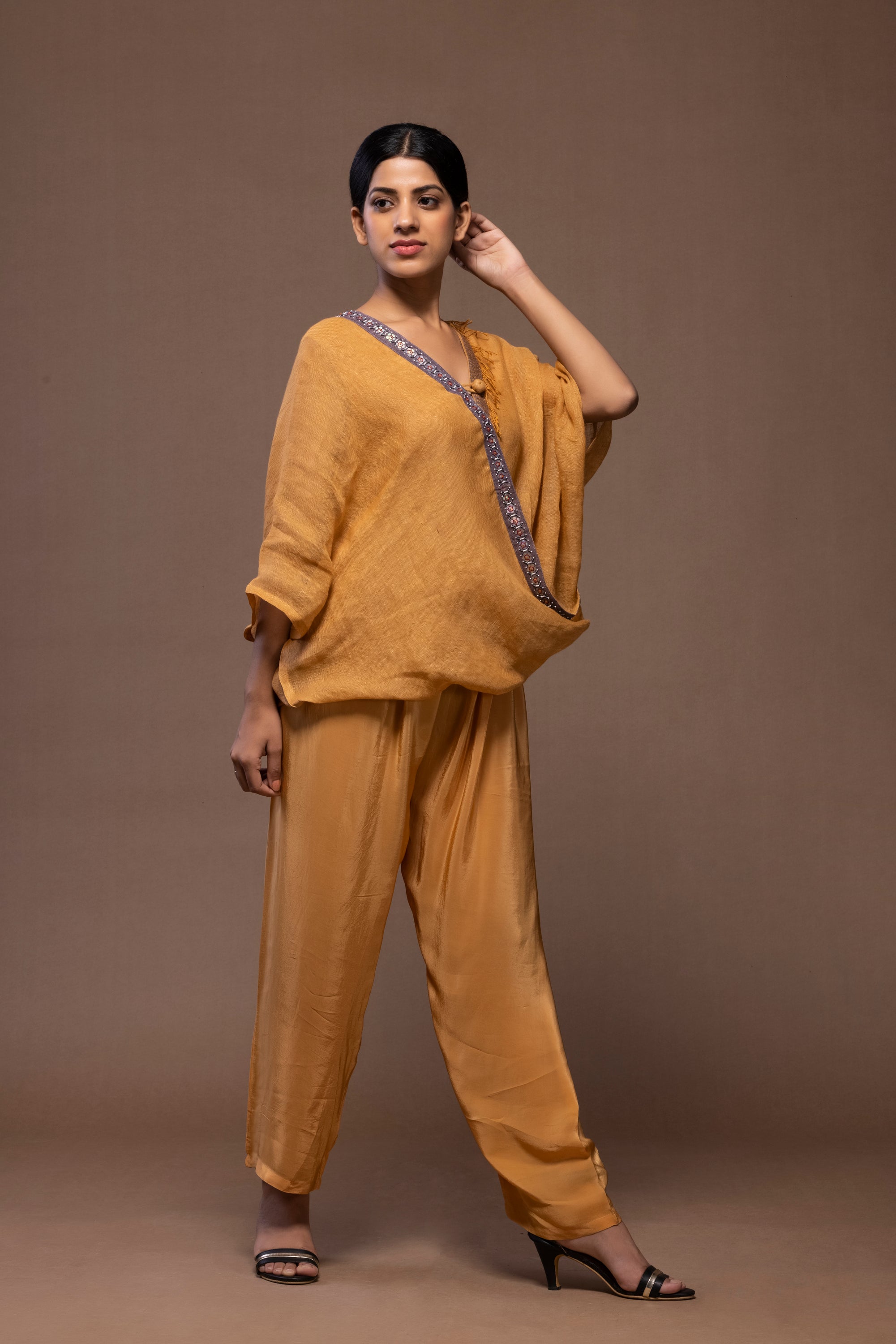 Crisscross Free Size Top / Co-ord Set – Stylish & Comfortable Linen Wear | VIVIR