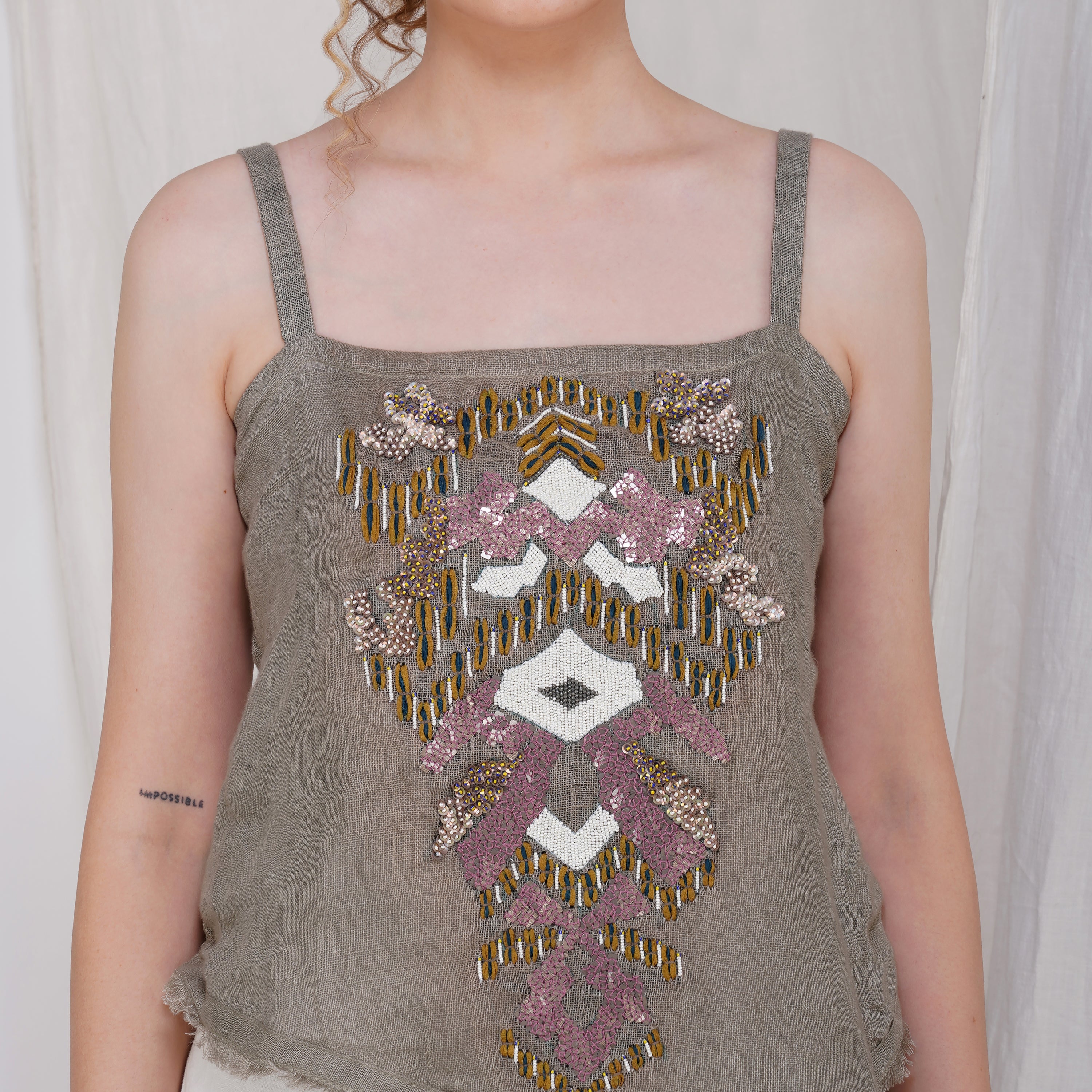 Fringed Shrug Set with Tube Inner – Stylish Handcrafted Linen | VIVIR