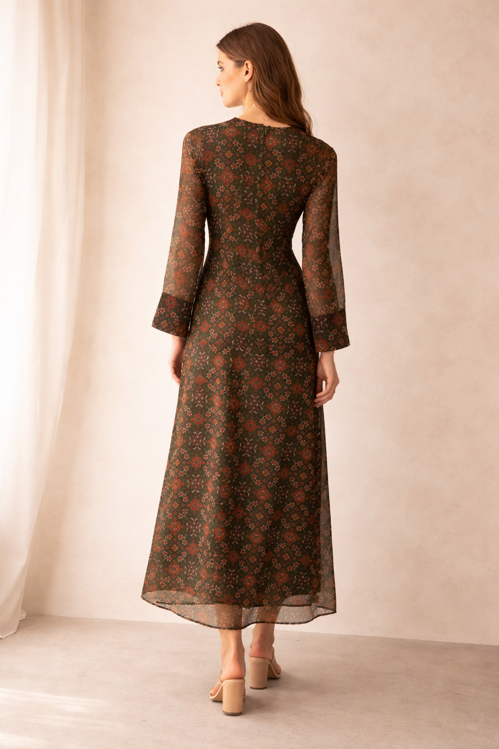 Printed Long Dress – Effortless Elegance in Every Step
