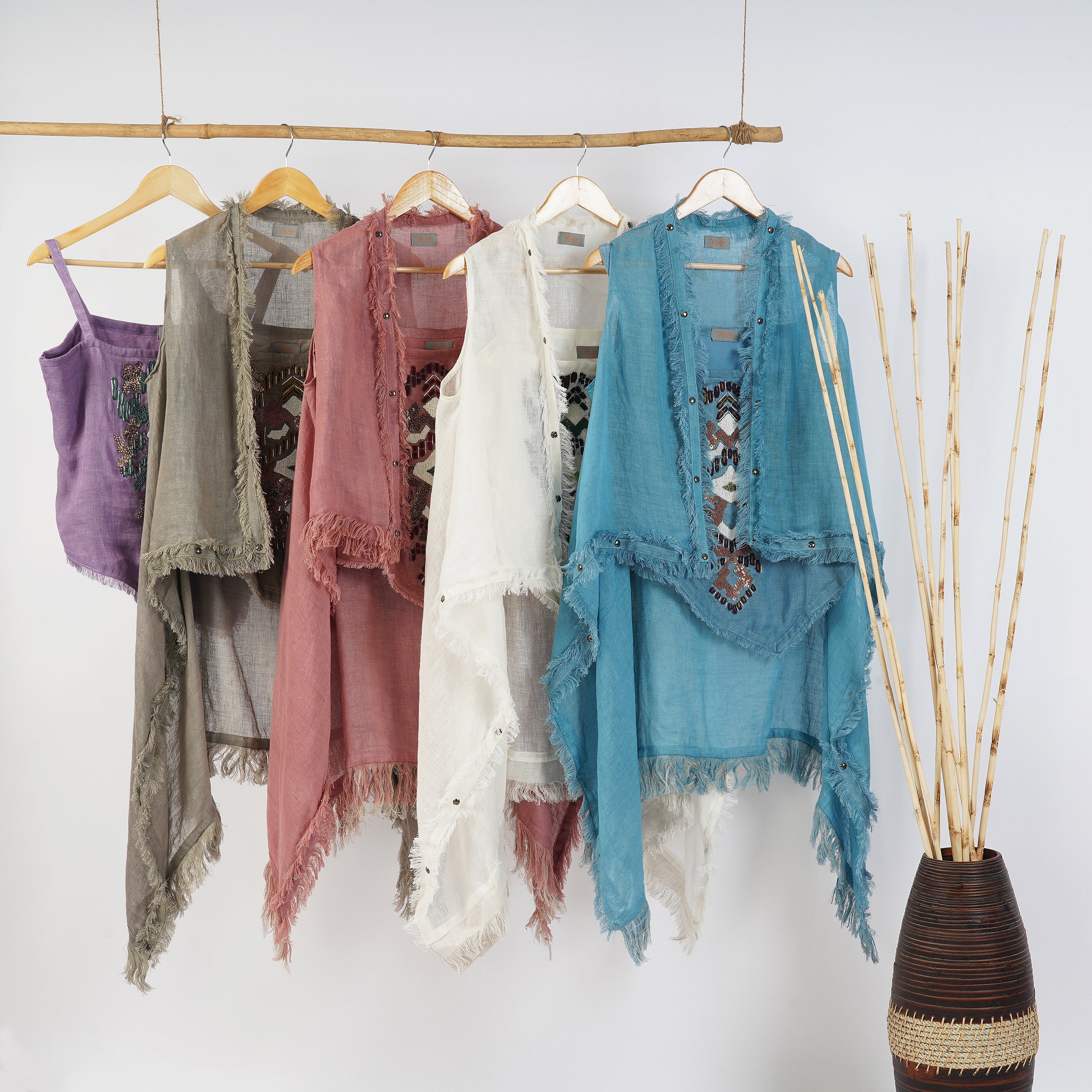 Fringed Shrug Set with Tube Inner – Stylish Handcrafted Linen | VIVIR